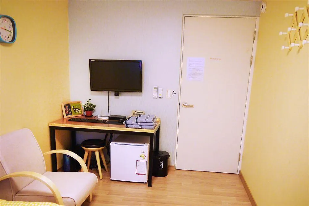 Travelers Planet Studio Type Hostel 首爾