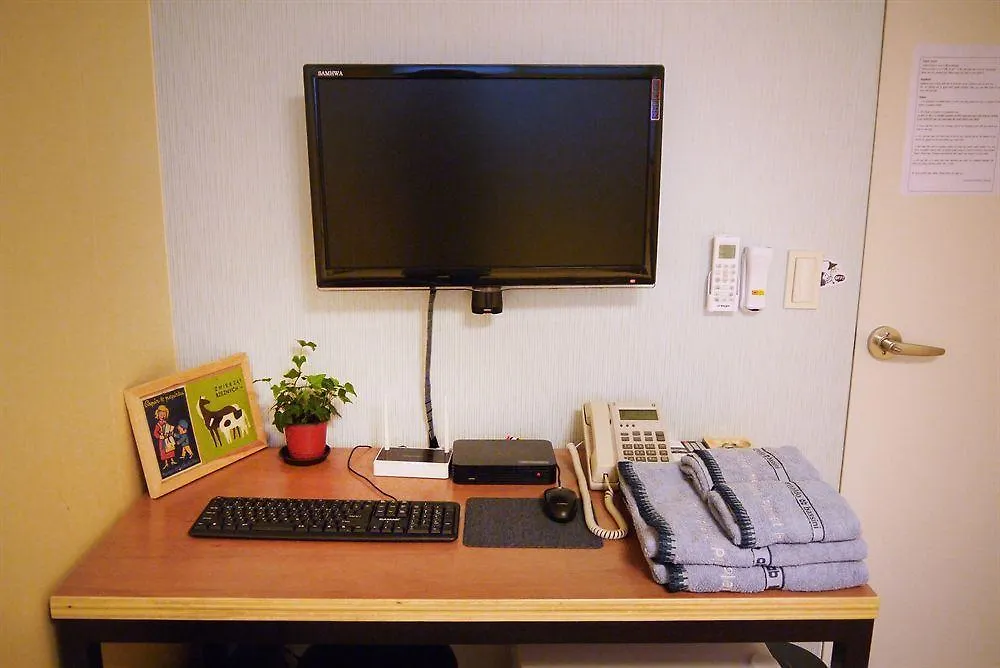 Travelers Planet Studio Type Hostel 首爾 0*,
